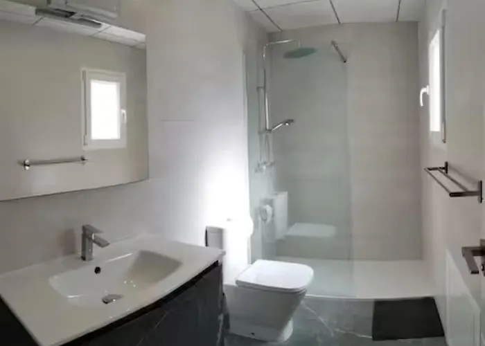 Domicil De Luxe 托雷维耶哈