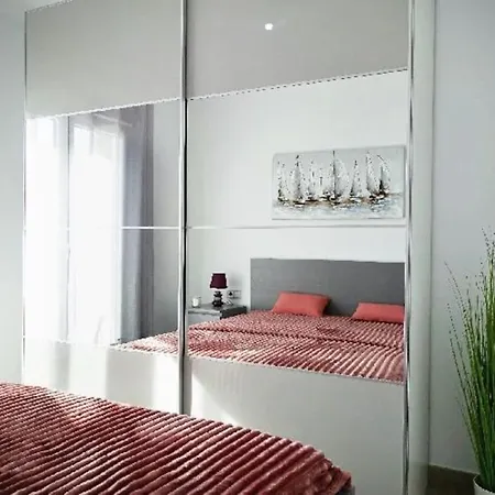 Domicil De Luxe