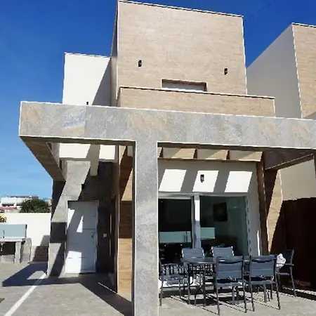 Domicil De Luxe Τορεβιέχα