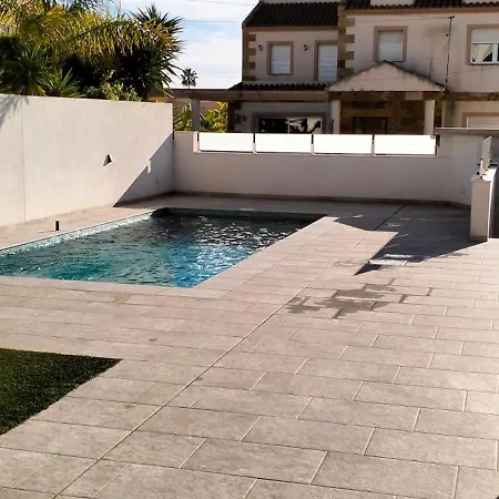 Domicil De Luxe טורבייחה