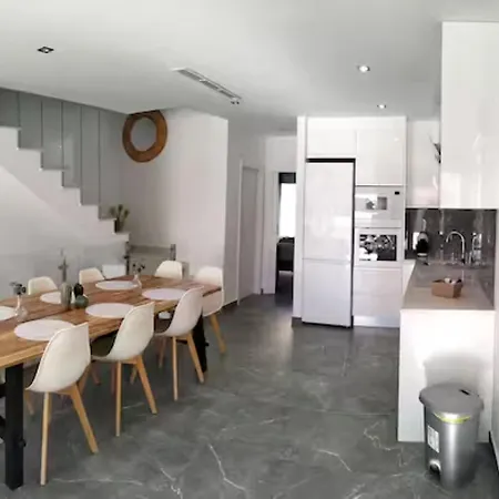 Domicil De Luxe Vila Torrevieja