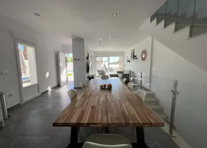 Domicil De Luxe Villa *